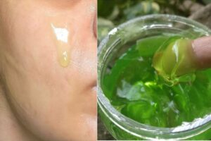 How to use Aloe vera gel on the face at night